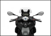BMW_maxi_scooter_C400X_2021_08.jpg